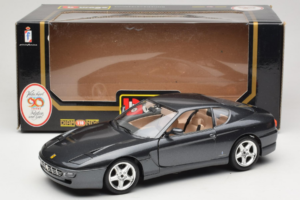 Ferrari 456 GT Сив Metallic Специален Лак Bburago 1:18 3036 D Метал — снимка 8 от 8