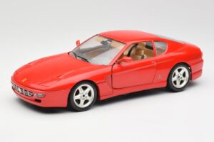 Ferrari 456 GT Червен Bburago 1:18 3036-M1 Метал