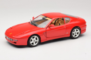 Ferrari 456 GT Червен Bburago 1:18 3046-R1 Метал