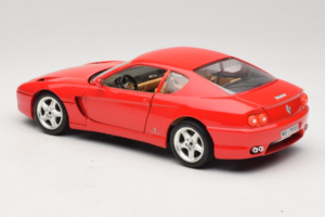 Ferrari 456 GT Червен Bburago 1:18 3046-R1 Метал — снимка 7 от 8