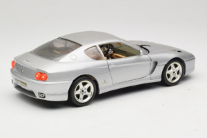 Ferrari 456 GT Сребрист Bburago 1:18 3336-S1 Метал — снимка 3 от 8