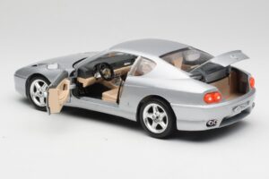 Ferrari 456 GT Сребрист Bburago 1:18 3036-M2 Метал — снимка 5 от 8