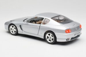 Ferrari 456 GT Сребрист Bburago 1:18 3036-M2 Метал — снимка 7 от 8