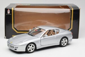Ferrari 456 GT Сребрист Bburago 1:18 3036-M2 Метал — снимка 8 от 8