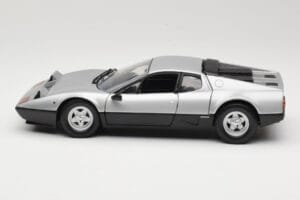 Ferrari 512BB Сребрист Kyosho 1:18 08171S Метал — снимка 4 от 8