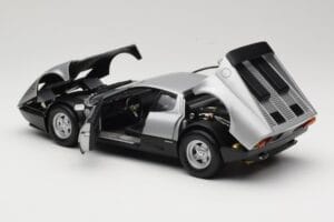 Ferrari 512BB Сребрист Kyosho 1:18 08171S Метал — снимка 5 от 8