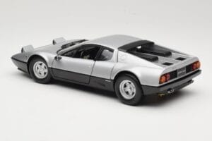 Ferrari 512BB Сребрист Kyosho 1:18 08171S Метал — снимка 7 от 8