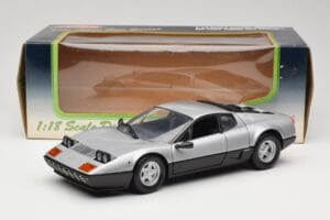 Ferrari 512BB Сребрист Kyosho 1:18 08171S Метал — снимка 8 от 8