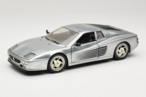 Ferrari 512M Chrome Silver Hot Wheels 1:18 25739 Метал