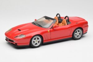 Ferrari 550 Barchetta Pininfarina Червен Bburago 1:18 327660 Метал