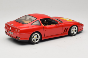 Ferrari 550 Maranello 22 Jahre Ferrari Model Club Червен Bburago 1:18 3064-P2 Метал — снимка 3 от 8