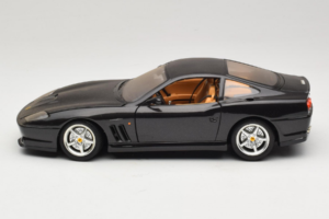Ferrari 550 Maranello Черен Металик Bburago 1:18 3344-B1 Метал — снимка 4 от 8