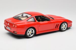 Ferrari 550 Maranello Червен Bburago 1:18 3064 Метал — снимка 3 от 8