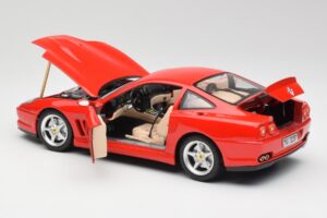 Ferrari 550 Maranello Червен Bburago 1:18 3064 Метал — снимка 5 от 8