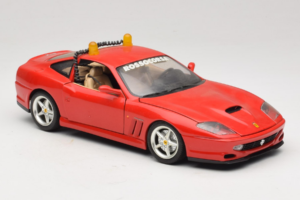 Ferrari 550 Maranello Safety Car Rosso Corsa Bburago 1:18 3064-P1 Метал — снимка 6 от 8