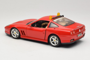 Ferrari 550 Maranello Safety Car Rosso Corsa Bburago 1:18 3064-P1 Метал — снимка 7 от 8