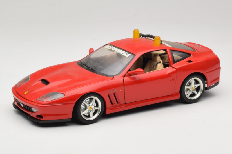 Ferrari 550 Maranello Safety Car Rosso Corsa Bburago 1:18 3064-P1 Метал