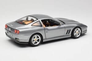 Ferrari 550 Maranello Сребрист Bburago 1:18 3344 Метал — снимка 3 от 8