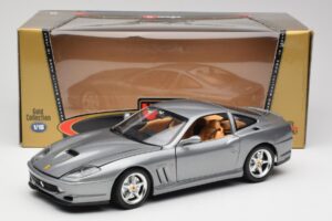 Ferrari 550 Maranello Сребрист Bburago 1:18 3344 Метал — снимка 8 от 8