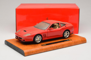 Ferrari 550 Maranello Technik Museum Speyer Edition Bburago 1:18 B001 Метал — снимка 8 от 8