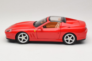 Ferrari 575M Superamerica Червен Hot Wheels 1:18 J2858 Метал — снимка 4 от 8