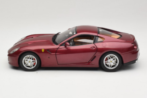 Ferrari 599 GTB Fiorano Тъмночервен Hot Wheels 1:18 M1200 Метал — снимка 4 от 8