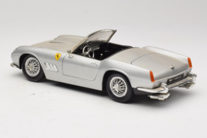 Ferrari California Кабриолет Сребрист Tonka 1:18 01109-S1 Метал — снимка 7 от 8