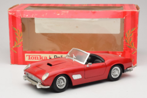 Ferrari California Кабриолет Червен Tonka 1:18 01109-P1 Метал — снимка 8 от 8