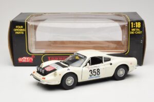 Ferrari Dino 246 GT Бял Anson 1:18 3580 Метал — снимка 8 от 8