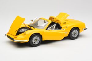 Ferrari Dino 246 GTS Жълт Hot Wheels 1:18 23920 Метал — снимка 2 от 8