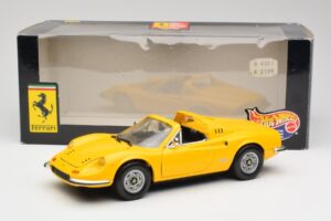 Ferrari Dino 246 GTS Жълт Hot Wheels 1:18 23920 Метал — снимка 8 от 8