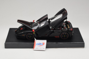 Ferrari Enzo Matt Black Лимитирана Серия BBR 1:18 HE180029 Метал