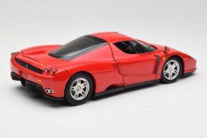 Ferrari Enzo Червен Hot Wheels 1:18 56293 Метал — снимка 3 от 8
