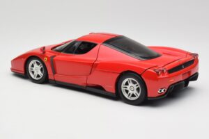 Ferrari Enzo Червен Hot Wheels 1:18 56293 Метал — снимка 7 от 8