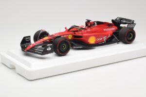 Ferrari F1-75 #16 C. Leclerc Winner Bahrain GP 2022 BBR 1:18 BBR221816 Смола