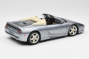 Ferrari F355 Spider Сребрист Hot Wheels 1:18 23907-M1 Метал — снимка 3 от 8