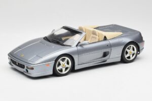 Ferrari F355 Spider Сребрист Hot Wheels 1:18 23907-M1 Метал
