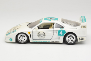 Ferrari F40 4444 Tage Garanta #4 Бял Bburago 1:18 3332-W5 Метал — снимка 4 от 8