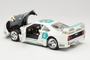 Ferrari F40 4444 Tage Garanta #4 Бял Bburago 1:18 3332-W5 Метал — снимка 5 от 8