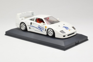 Ferrari F40 Autoliv Бял Лимитирано Издание 150 бр Exclusive Cars 1:18 EC001 Метал — снимка 6 от 9