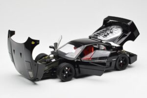 Ferrari F40 Черен Kyosho 1:18 08416BK Метал — снимка 2 от 10