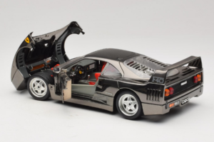 Ferrari F40 Chrome Black Bburago 1:18 3401-B1 Метал — снимка 5 от 8