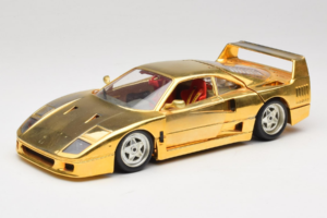 Ferrari F40 Chrome Gold Limited Edition 250 pcs Bburago 1:18 3332-G1 Метал