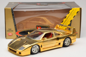 Ferrari F40 Chrome Gold Limited Edition 250 pcs Bburago 1:18 3332-G1 Метал — снимка 8 от 8