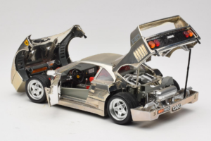 Ferrari F40 Chrome Silver Bburago 1:18 3401 Метал — снимка 5 от 8