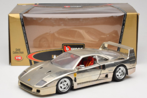 Ferrari F40 Chrome Silver Bburago 1:18 3401 Метал — снимка 8 от 8