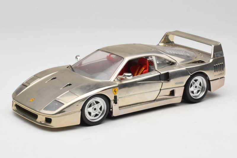 Ferrari F40 Chrome Silver Bburago 1:18 3401 Метал