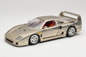 Ferrari F40 Dark Chrome Silver Kroymans Лимитирано Издание Bburago 1:18 3032-C2 Метал