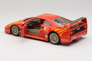 Ferrari F40 Evoluzione #3 Brummel Червен 1987 Bburago 1:18 3022-P2 Метал — снимка 5 от 8