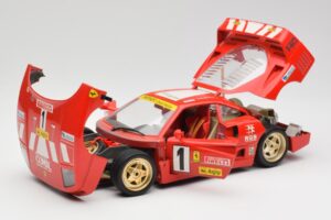 Ferrari F40 Evoluzione Bburago 1:18 3042 Метал — снимка 2 от 8
